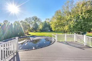 3203 Parker Dr, Valparaiso, IN 46383 - Photo 16