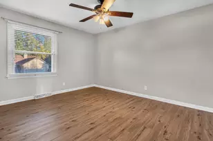 3203 Parker Dr, Valparaiso, IN 46383 - Photo 64