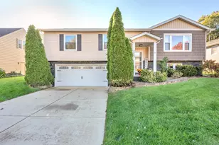 3203 Parker Dr, Valparaiso, IN 46383 - Photo 44