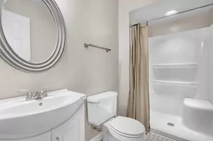 3203 Parker Dr, Valparaiso, IN 46383 - Photo 72
