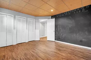 3203 Parker Dr, Valparaiso, IN 46383 - Photo 70