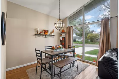 604 Elmhurst Street, Valparaiso, IN 46385 - Photo 8