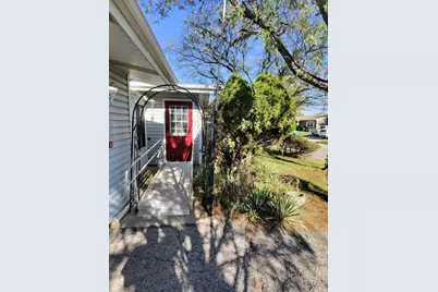 359 Salt Creek Pkwy #A, Valparaiso, IN 46385 - Photo 2