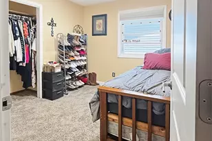 372 Riviera Cir, Valparaiso, IN 46385 - Photo 12