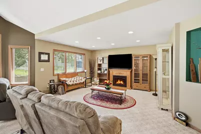 2501 Howard Castle Drive, Dyer, IN 46311 - Photo 6