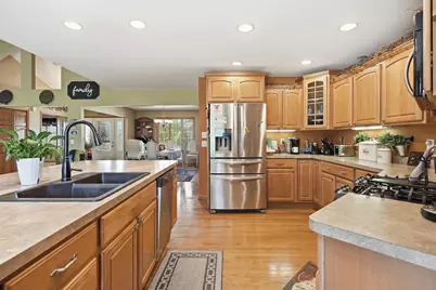 2501 Howard Castle Drive, Dyer, IN 46311 - Photo 10