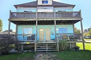 128 Green St, Michigan City, IN 46360 - Photo 2