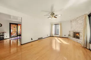 309 Duneland Beach Dr, Michigan City, IN 46360 - Photo 4