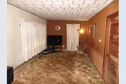 2453 Sullivan Street, Lake Station, IN 46405 - Photo 4