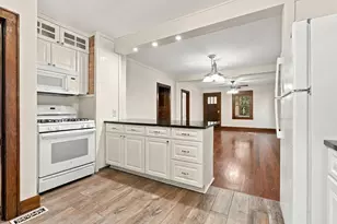 605 Institute St, Valparaiso, IN 46383 - Photo 8