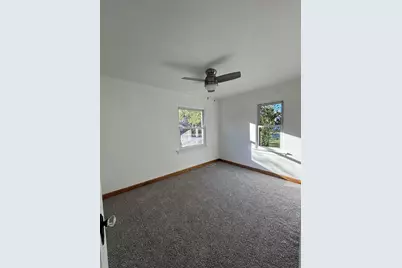 19 Willow Place, Hobart, IN 46342 - Photo 10