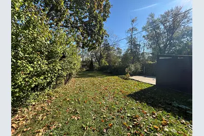 19 Willow Place, Hobart, IN 46342 - Photo 16