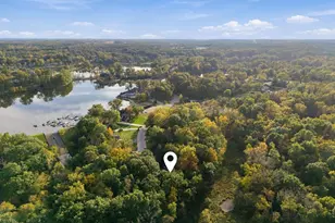 401 Shorewood Ct, Valparaiso, IN 46385 - Photo 4