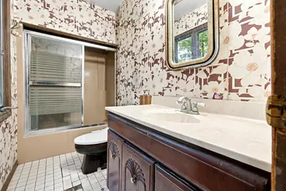 401 Shorewood Court, Valparaiso, IN 46385 - Photo 20
