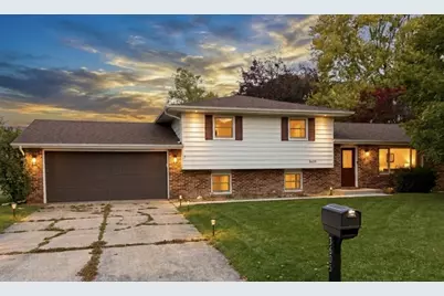 3605 E Engel Drive, Valparaiso, IN 46383 - Photo 1