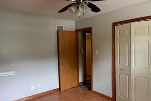 3605 E Engel Dr, Valparaiso, IN 46383 - Photo 6