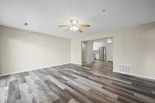 404 Sturdy Rd, Valparaiso, IN 46383 - Photo 14
