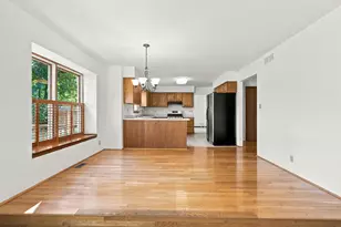 3906 Oak Grove Dr, Valparaiso, IN 46383 - Photo 14