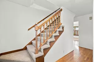 3906 Oak Grove Dr, Valparaiso, IN 46383 - Photo 4