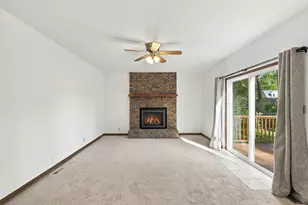 3906 Oak Grove Dr, Valparaiso, IN 46383 - Photo 12