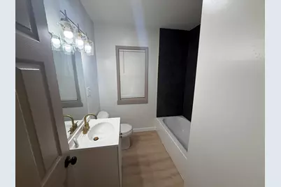 7547 Jackson Avenue, Hammond, IN 46324 - Photo 6