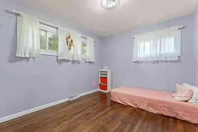 919 E Crestview Court, Crown Point, IN 46307 - Photo 12