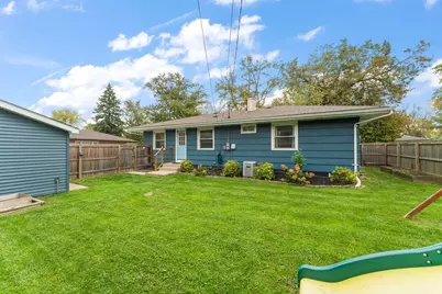 919 E Crestview Court, Crown Point, IN 46307 - Photo 24