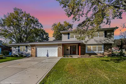 705 S Pettibone Street, Crown Point, IN 46307 - Photo 1