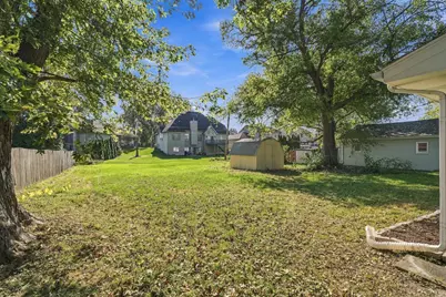 1101 E 71st Avenue, Schererville, IN 46375 - Photo 16
