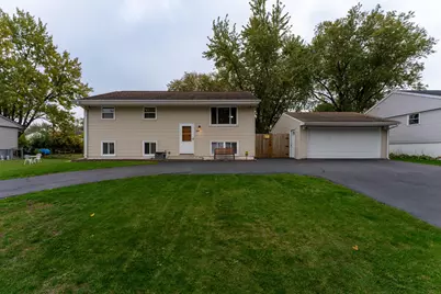 3801 W 78th Avenue, Merrillville, IN 46410 - Photo 8