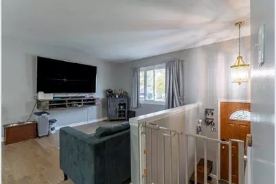 3801 W 78th Avenue, Merrillville, IN 46410 - Photo 16