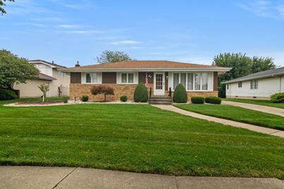 31 Willow Lane, Schererville, IN 46375 - Photo 1