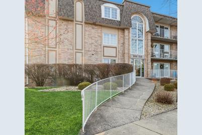 213 Swan Drive #3-D, Dyer, IN 46311 - Photo 1