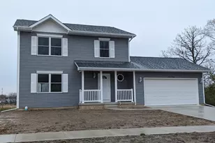 8528 Florida St, Merrillville, IN 46410 - Photo 2