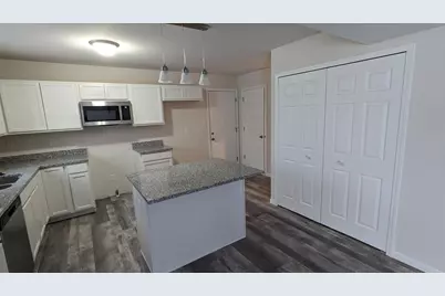 8528 Florida Street, Merrillville, IN 46410 - Photo 12