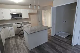 8528 Florida St, Merrillville, IN 46410 - Photo 16