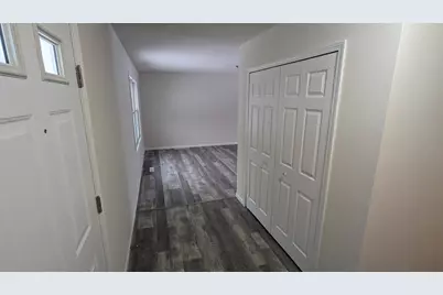 8528 Florida Street, Merrillville, IN 46410 - Photo 4