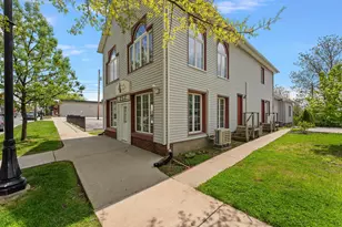 253 Lincolnway, Valparaiso, IN 46383 - Photo 1