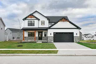 3100 Forestside Ln, Valparaiso, IN 46385 - Photo 1