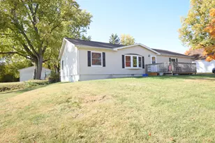 404 N Elza St, Rensselaer, IN 47978 - Photo 1