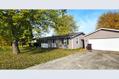 111 W Carrie Avenue, Wanatah, IN 46390 - Photo 1