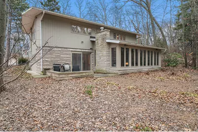 4 W Atwater Avenue, Beverly Shores, IN 46301 - Photo 1