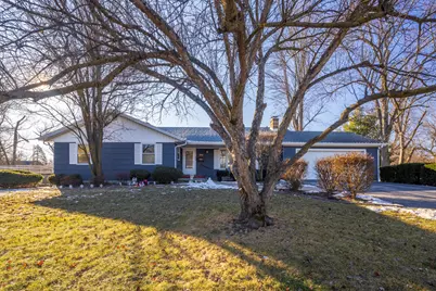 118 Park Manor Drive, Dyer, IN 46311 - Photo 1