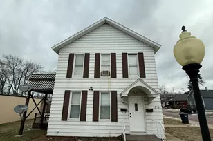 1316 Franklin St, Michigan City, IN 46360 - Photo 1