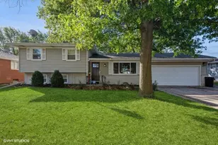 2195 W 93rd Pl, Crown Point, IN 46307 - Photo 1