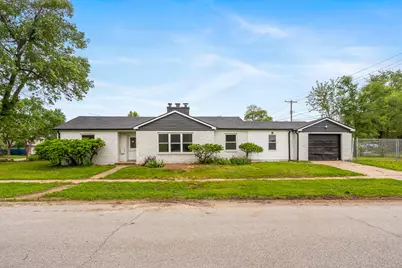 830 W 39th Avenue, Gary, IN 46408 - Photo 1