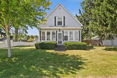 305 N Ohio Street, Wanatah, IN 46390 - Photo 1