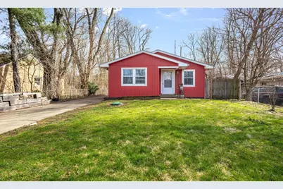 8622 E 700 N, New Carlisle, IN 46552 - Photo 1