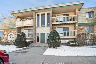 5303 Cedar Point Dr, Crown Point, IN 46307 - Photo 1