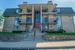 245 W Joliet St, Schererville, IN 46375 - Photo 1